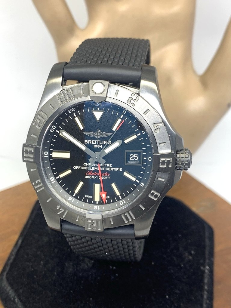 Breitling Mens Watch A32390 Avenger Ii Gmt Swiss Automatic Black Rubber 43mm